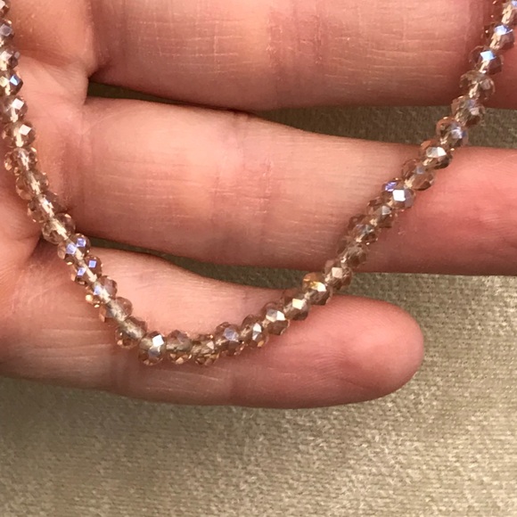 Jewelry - ☀️Pale pink faceted rhinestone beaded necklace